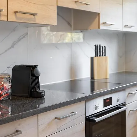 شقة Between Lakes - 58 *