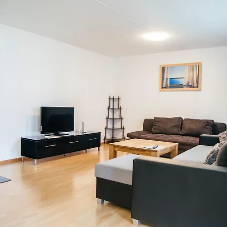 Between Lakes - 58 Interlaken