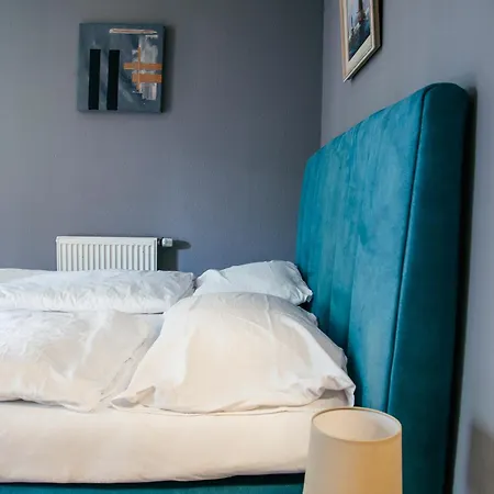 Between Lakes - 58 * Ιντερλάκεν